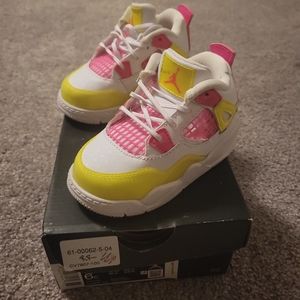 Jordan 4 Retro